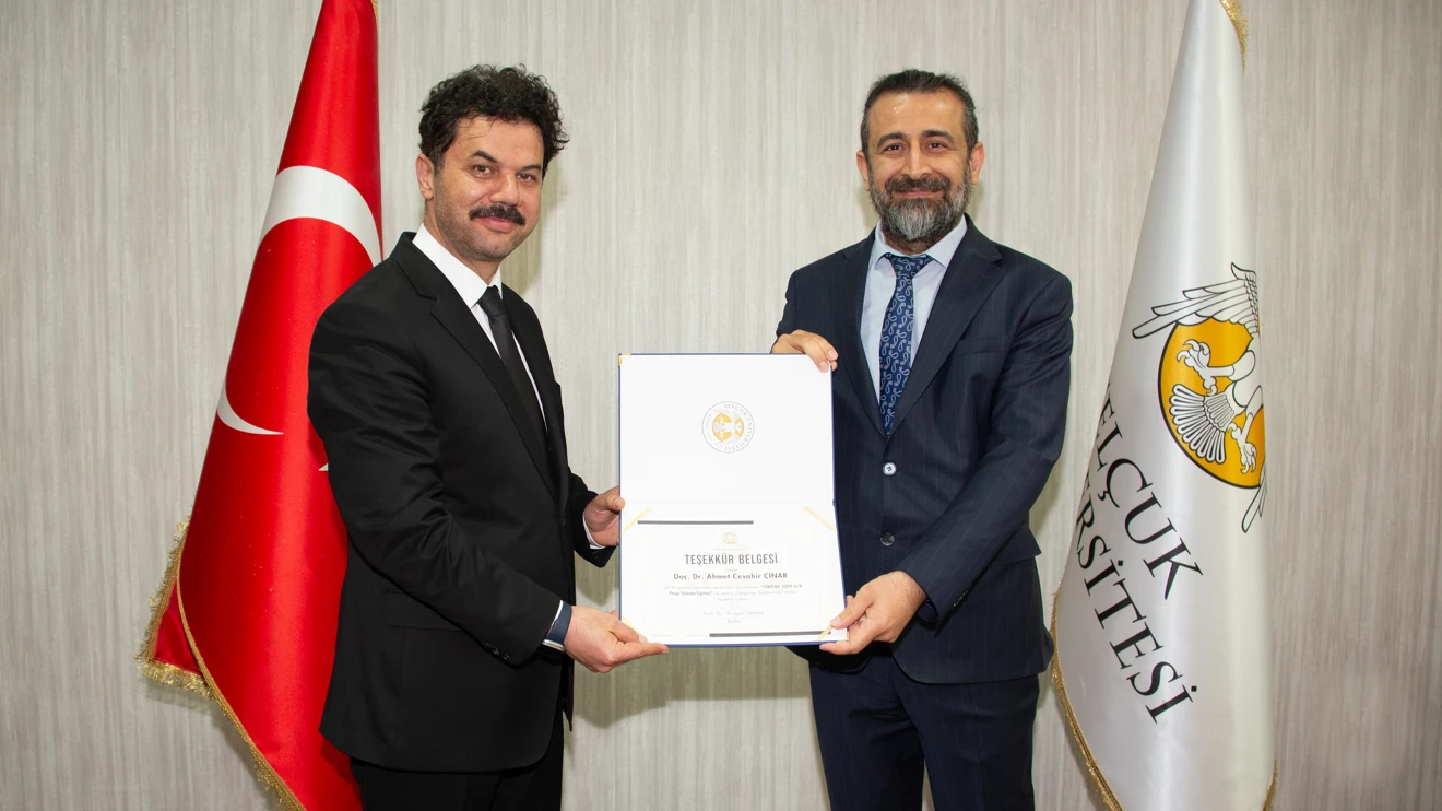 Rektör Yılmaz’dan proje eğitimlerine katkı sağlayan akademisyenlere teşekkür